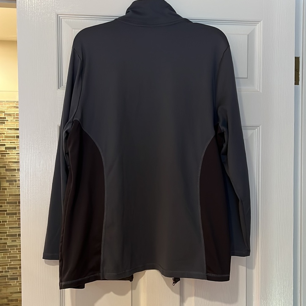 Lightweight jacket - Picture 2 of 4